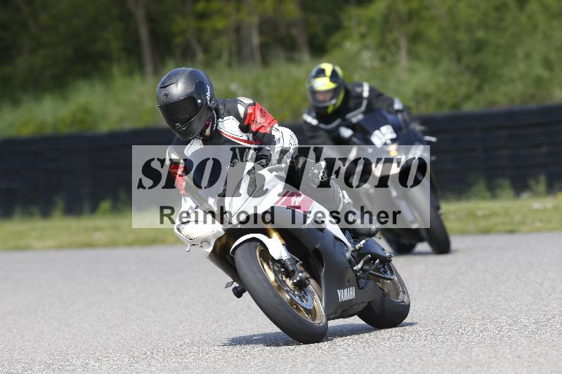 Archiv-2025/09 22.04.2025 Cornu Master School ADR/rot-rouge/4